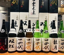 美酒美肴 OTENTOSAN 日本桥店_以合理的价格享用稀有且入手困难的日本酒“十四代”的多种口味对比