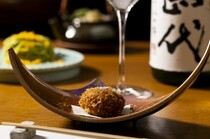 梦酒MIZUKI_“日本料理和日本酒的完美结合”侍酒师精心挑选，附日本酒的“独创日本料理套餐”