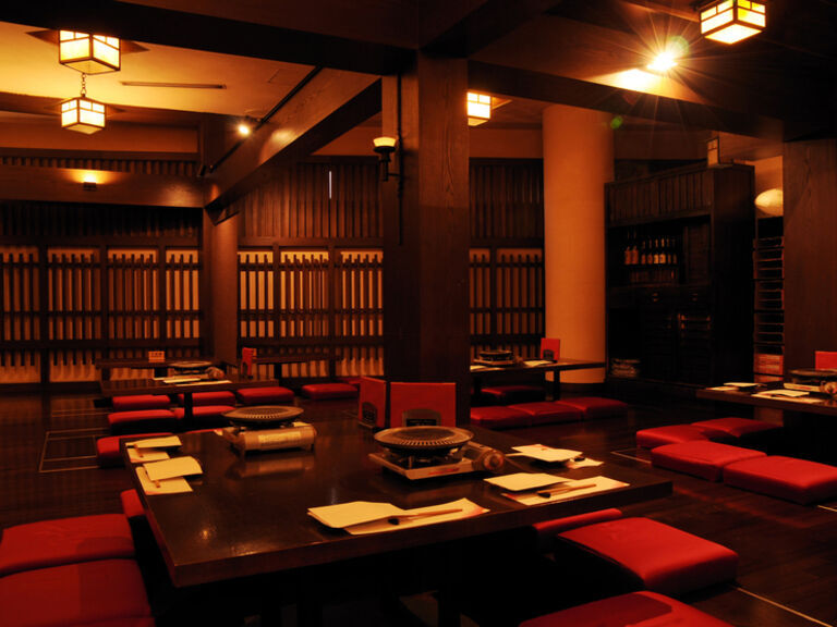 黑毛和牛饭店　样　（YO－U）_店内景观