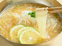 炭火烤肉 胤舌 -shintan-_制作方法极其简单，令人称奇，充分利用醇厚汤汁原味制作的“冷面”