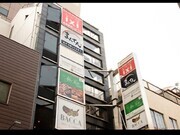 炭火烤内脏 MANTEN  新宿西口店_店外景观