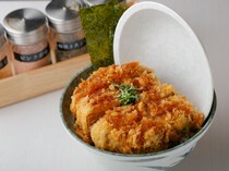 猪排盖饭   幸荣_略微奢华的“猪排盖饭  上”