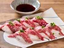 黑毛和牛专卖店 肉店 文月_充分体现出其新鲜度的“石垣牛握寿司”