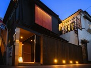 龙树  _店外景观