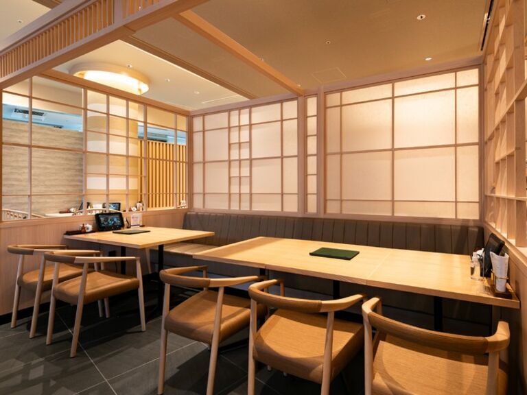 丸屋总店大阪梅北Green Place店_店内景观