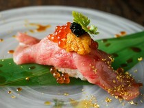 FIFTY-FIVE　TOKYO　惠比寿店_感受肉的原汁原味，享受极致美味的“特选肉寿司 一個”