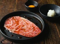 FIFTY-FIVE　TOKYO　惠比寿店_招牌菜。享受像融化般的肉的美味！“丝绸里脊3秒烤制”一片