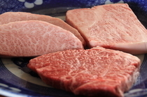 飞弹高山 飞弹牛 飞弹季节料理 肴_飞弹牛最高等级A-5级烤肉套餐 混烤 13,000日元（含税）