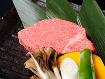 烤肉 AKAMIUSHI　惠比寿_“白金牛肉”极品厚切系列！预购从速！