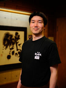 烤肉 AKAMIUSHI　惠比寿_清水　达也