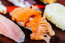 寿司大_江戸前寿司不可或缺的“魁蛤”