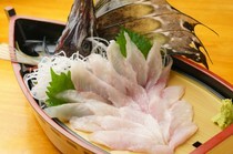 北之盖饭屋 滝波食堂_小樽代表性的著名鱼种！清晨捕捞，极其新鲜！“帆鳍足沟鱼生鱼片”