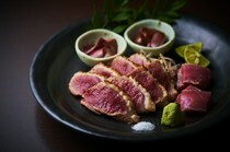 foujita_炙烤刺身3种拼盘【胸肉，脯肉，肝脏】
