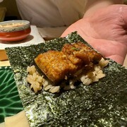 熟成鮨 光史郎_使用梦幻食材天然青鳗的“鳗鱼手卷寿司”