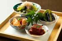 熟成刺身与美酒  京都Hitoshio_【京都家庭料理】选用京都食材，追求“高汤”极致美味的珍品料理