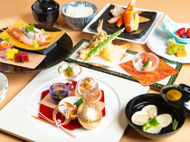 日本料理　松前_大量使用以当地函馆产为中心的时令食材所制“会席料理（套餐）”