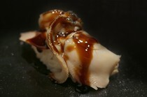 鮨Koizumi_江户前寿司的代表作品"蛤蜊"的美味