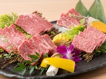 神户BEEF焼肉 加虎_精选和牛的肉质之优良，美味之卓越。品尝顶级部位“精选和牛五种拼盘”，可以比较不同的味道。