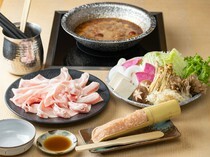 锅专科 锅屋_辛辣与美味的香辛料汤底『横滨火锅』