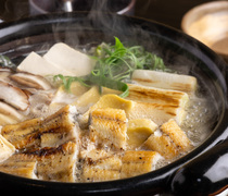 Unagi no Nakao_从食材到汤汁都能品尝到整条鳗鱼之美味的绝品火锅料理“鳗鱼日式火锅”