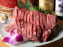 炭火烤肉HIBINO亭 中百舌鸟店_目标是“大阪第一”。200g “巨型横膈膜”