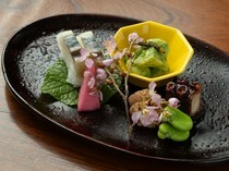 京风一品料理  KIYOMIZU_绝妙的组合是其美味的魅力所在“季节前菜”