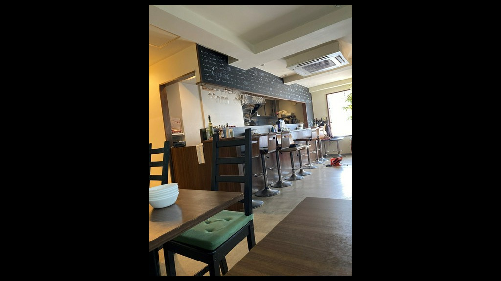 n.A WINE BISTRO AND BAR_店内景观