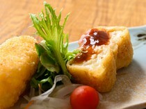 风香_日式技巧×西式情趣的名作料理“蟹肉奶油可乐饼”