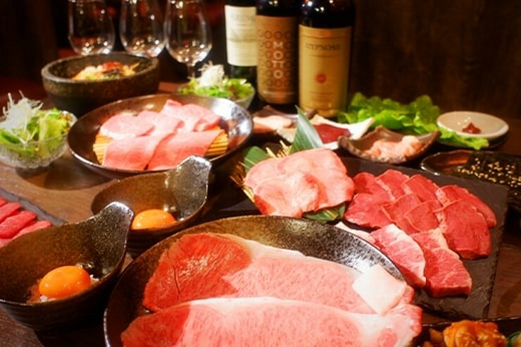   黑毛和牛烤肉 SHIROKAKURO