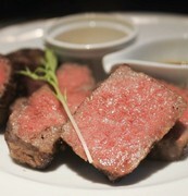 Steak&Wine Griante 梅田_“新西兰产 牧草牛 2种品尝对比烤肉（100g 总200g）”