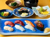 鱼料理 涩谷 吉成本店 丸之内店_汇集天然本金枪鱼等受欢迎食材的“上等握寿司套餐”