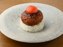 beef by KOH 广尾总店_柔软口感紧锁无上鲜美，绝品“‘终极’半熟汉堡肉盖饭”