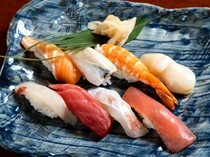 日本料理与冲绳料理  翔菊〜Shogiku〜_甜口醋饭关西风格的“寿司拼盘 单份”