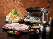 YAMAKASAFAI实之和_能够同时享用到本部牛与冲绳阿古猪的“涮涮锅套餐”