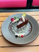 SAKURA 六本木_与咖啡和葡萄酒十分搭配！ 醇厚的“法式巧克力蛋糕”