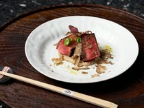 
  #肉TOIEBA松田 奈良本店_熟成肉×炭火。享受香气和美味的“大和牛牛排”。