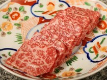 北海道焼肉 KANEUSHI_入座后立即点菜！性价比超高的『KANEUSHI牛排』