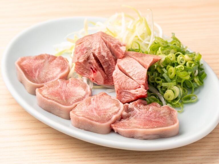 广岛牛A5级别和招牌牛舌  烤肉内脏  NIKUTYO_菜肴