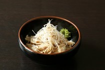 博多内脏火锅  山中  赤坂店_使用极為稀有的柔嫩部位”醋味牛内脏”